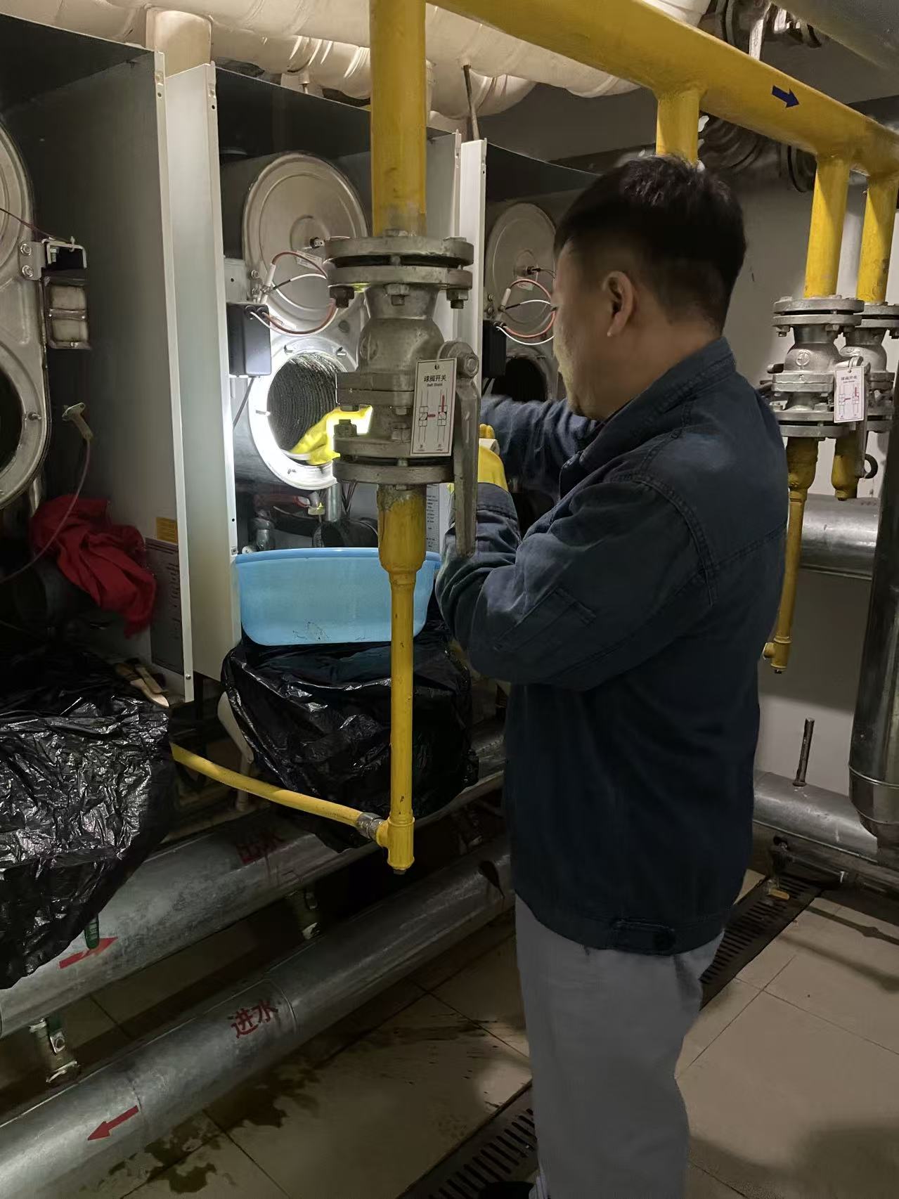 �͵������ڒ�t��ϴ